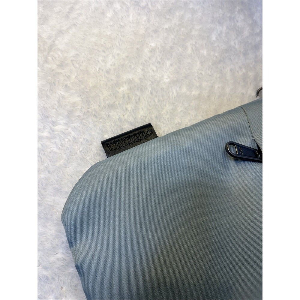 Original Wander + Anti Theft Crossbody Light Blue - Picture 3 of 8